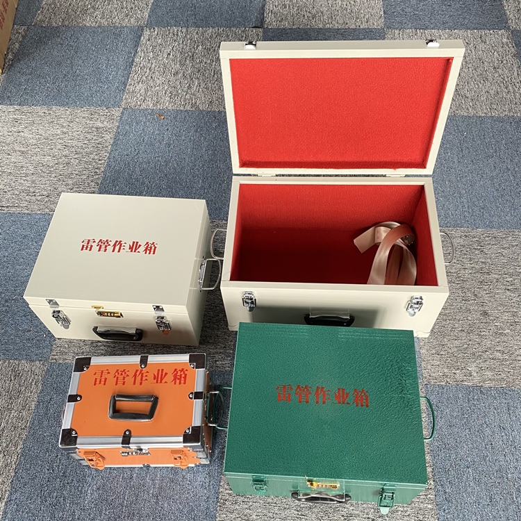 新昌爆破工程作业箱如何选择？玻璃钢与传统材质的全面对比